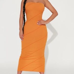Orange maxi dress. Size XL.